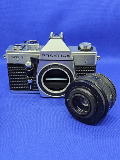 Praktica MTL 3 Appareil Photo Argentique Pentacon 50mm f1.8 Starblitz 160A Vinta3