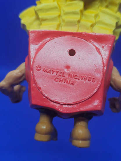 Fat Frenchy Food Fighters Figurine Frites Mattel 1988 avec Arme2