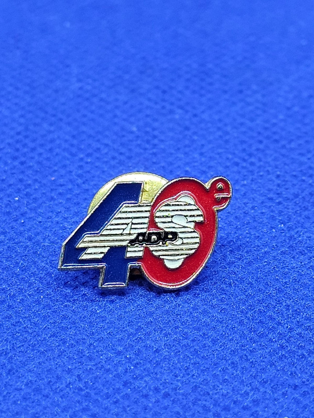 Pin's 40 Ans Aéroports de Paris ADP 1985 Anniversaire Aviation Collection0