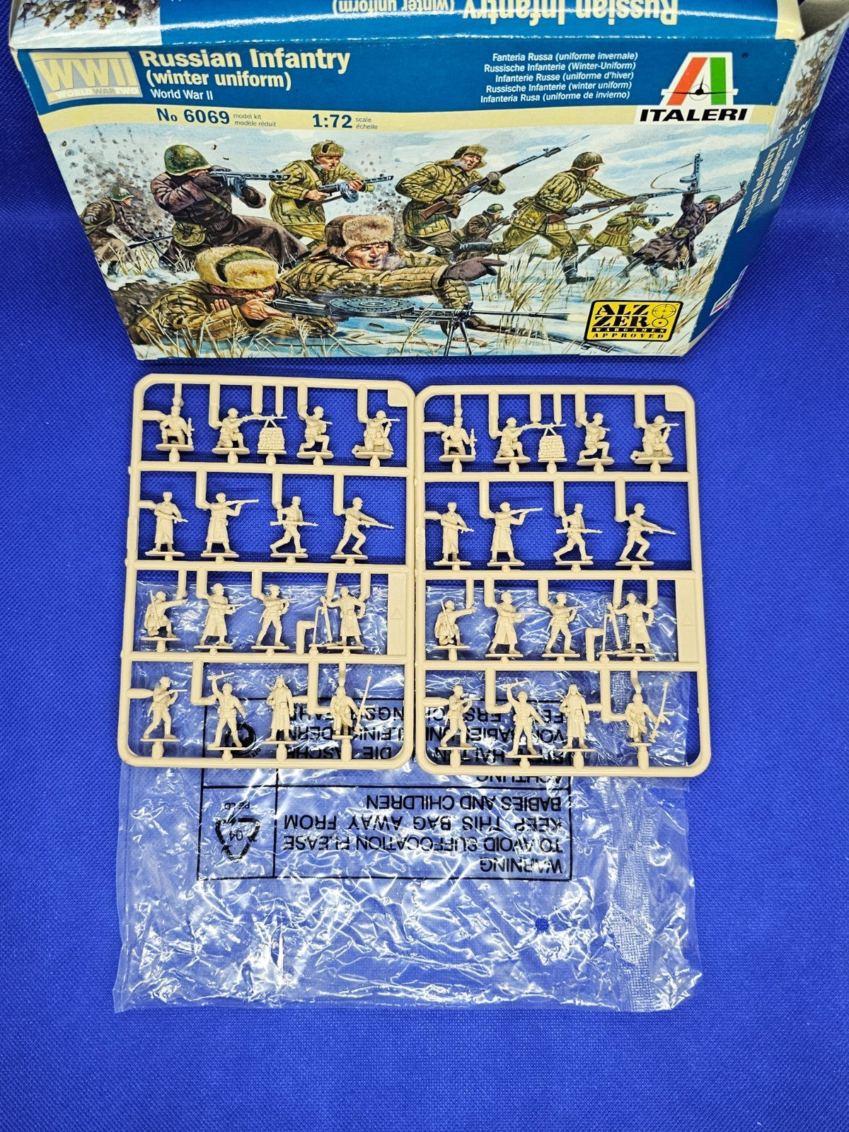 Italeri Russian Infantry Winter WWII 6069 32 Soldats Russes 172 2005 Incomplet2