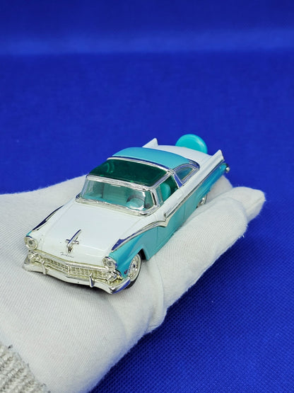 Ford Fairlane Crown Victoria 1955 143 Miniature Diecast Vintage6