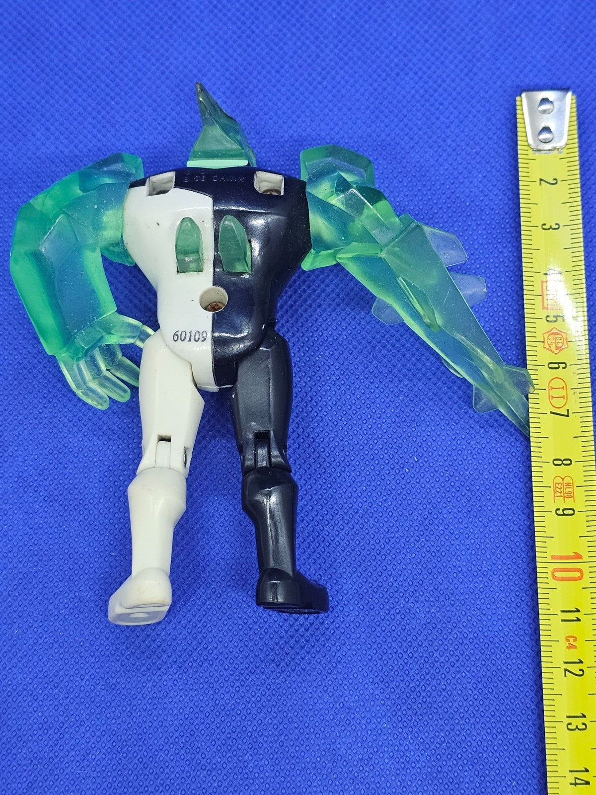 Diamondhead Diamond Head Ben 10 Bandai 2006 figurine translucide 10 cm5