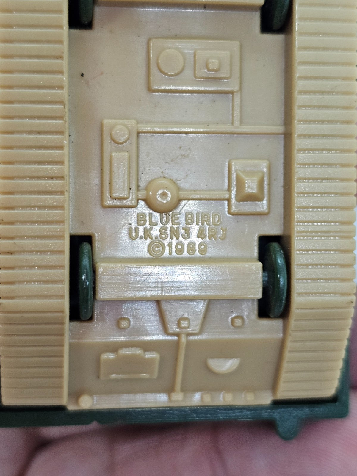 7758099