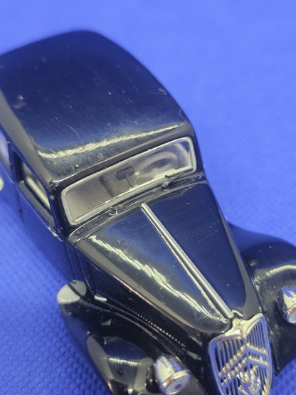 Citroën Traction Avant 15 CV 143 Noire Miniature Collection1