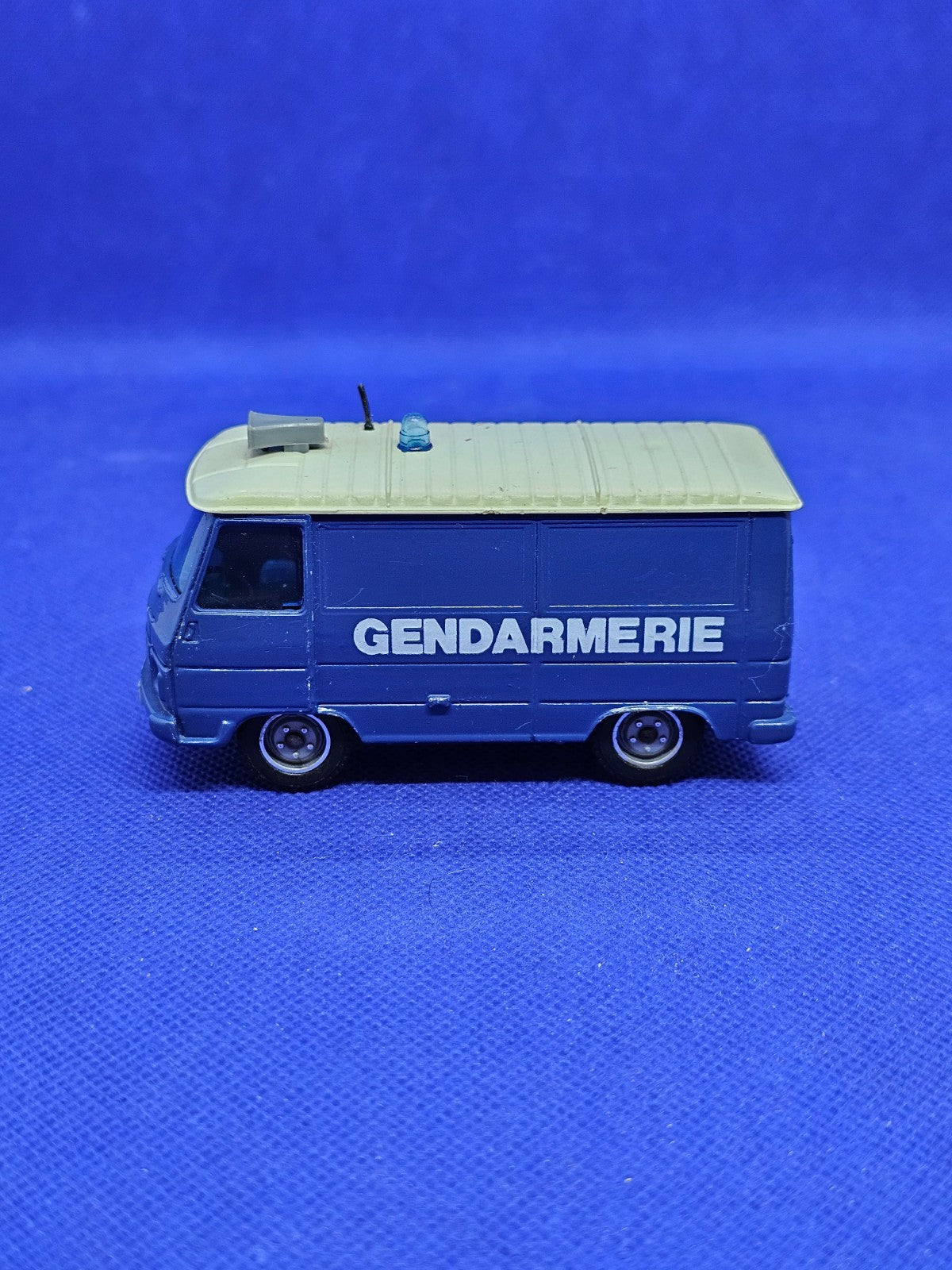 Peugeot J7 Gendarmerie Solido Toner Gam N2120 150 Made in France3