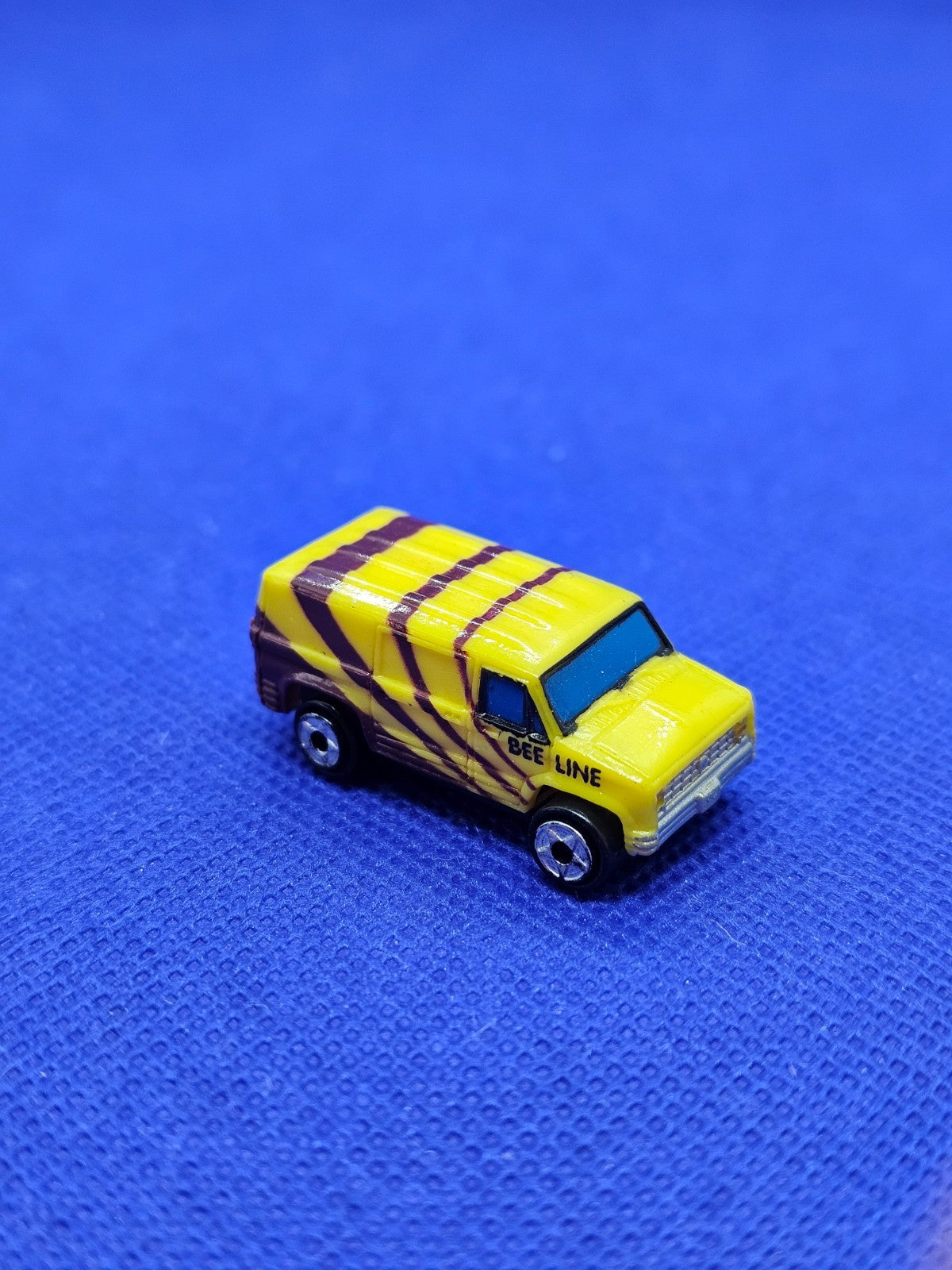 Micro Machines Ford Van BEE LINE Jaune Rayures Galoob 1989 Miniature 1800