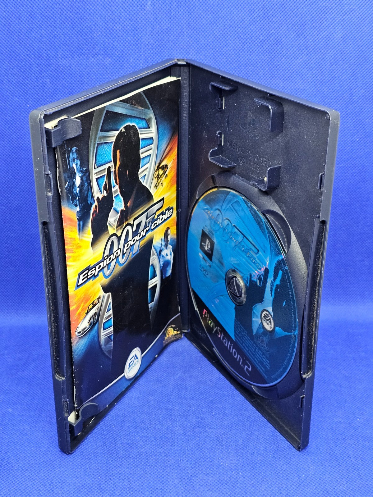 007 Espion pour cible James Bond PS2 PAL FR EA Games 2001 complet2