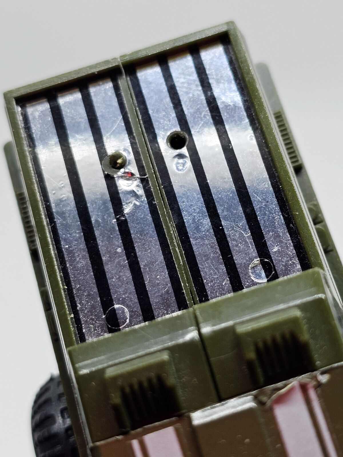 5880622