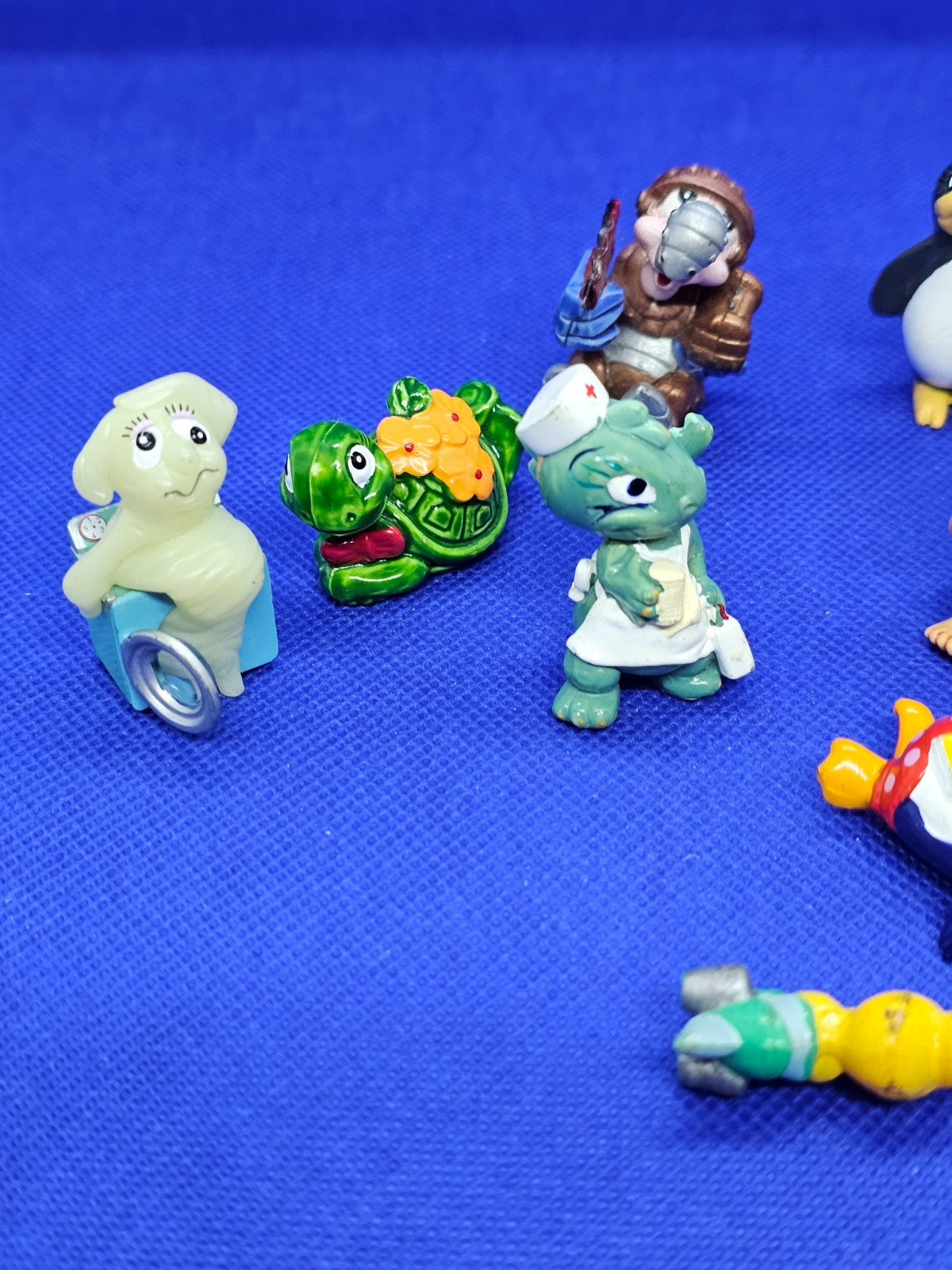 Lot 10 Figurines Kinder Surprise Vintage Années 90 2000 Mixte Animaux Fantaisie1