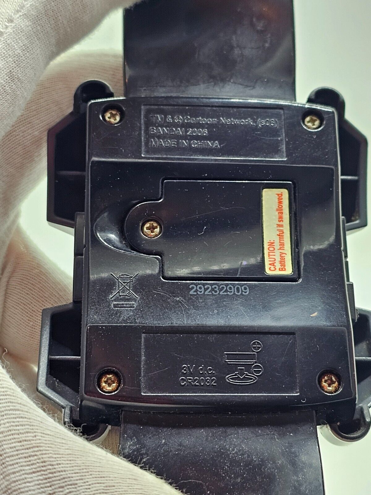 5722621