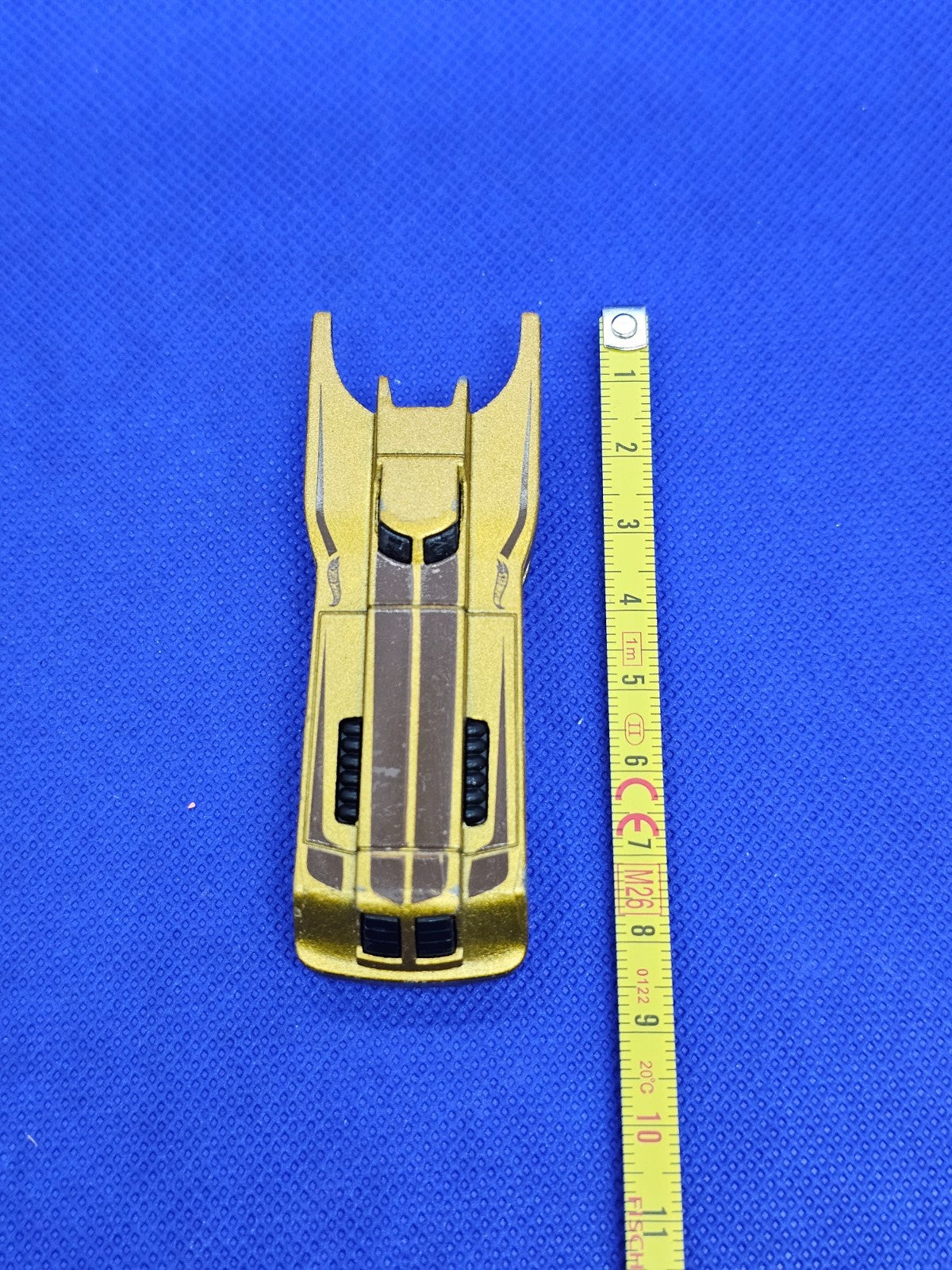 Batmobile Batman Animated Series Hot Wheels Mattel 2023 Dorée 8,5 cm3