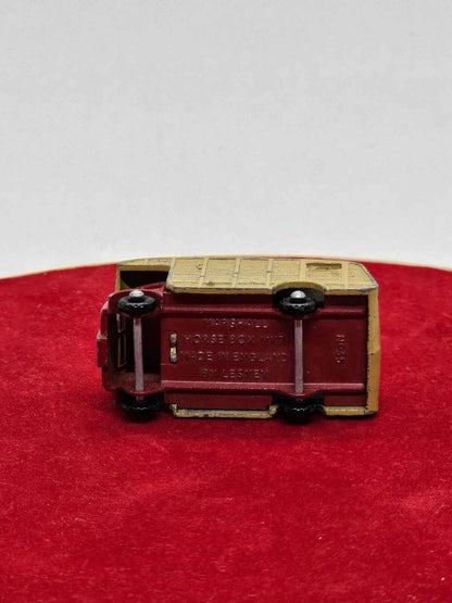 Matchbox Lesney #35 Marshall Horse Box MK7