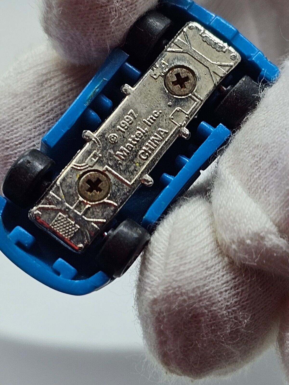 6493849