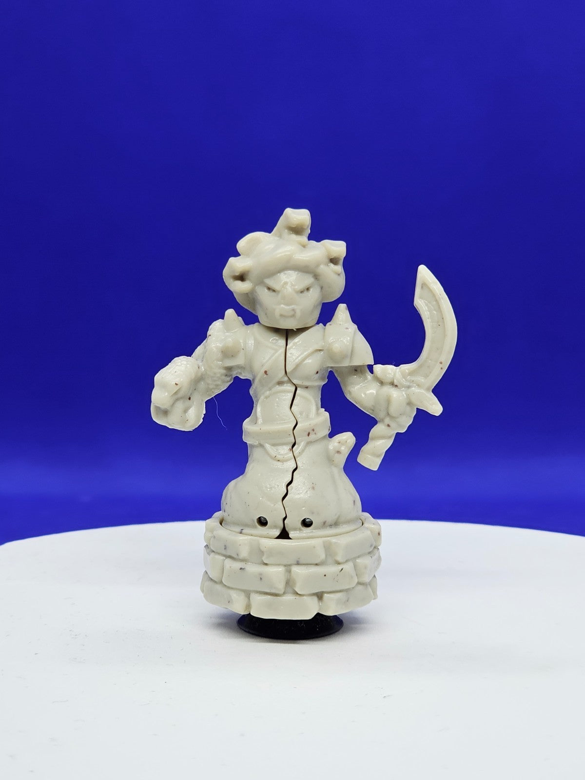 Figurine Akedo Training Dummy Pierre, Ultimate Arcade Warriors, 4 cm3