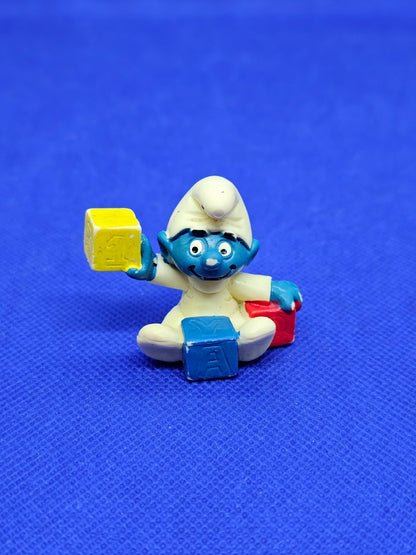 Bébé Schtroumpf avec cubes 20214 Les Schtroumpfs Schleich Peyo 1984 4 cm0