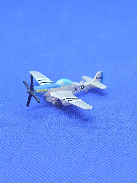 Micro Machines P-51 Mustang avion militaire Galoob argenté bleu vintage0