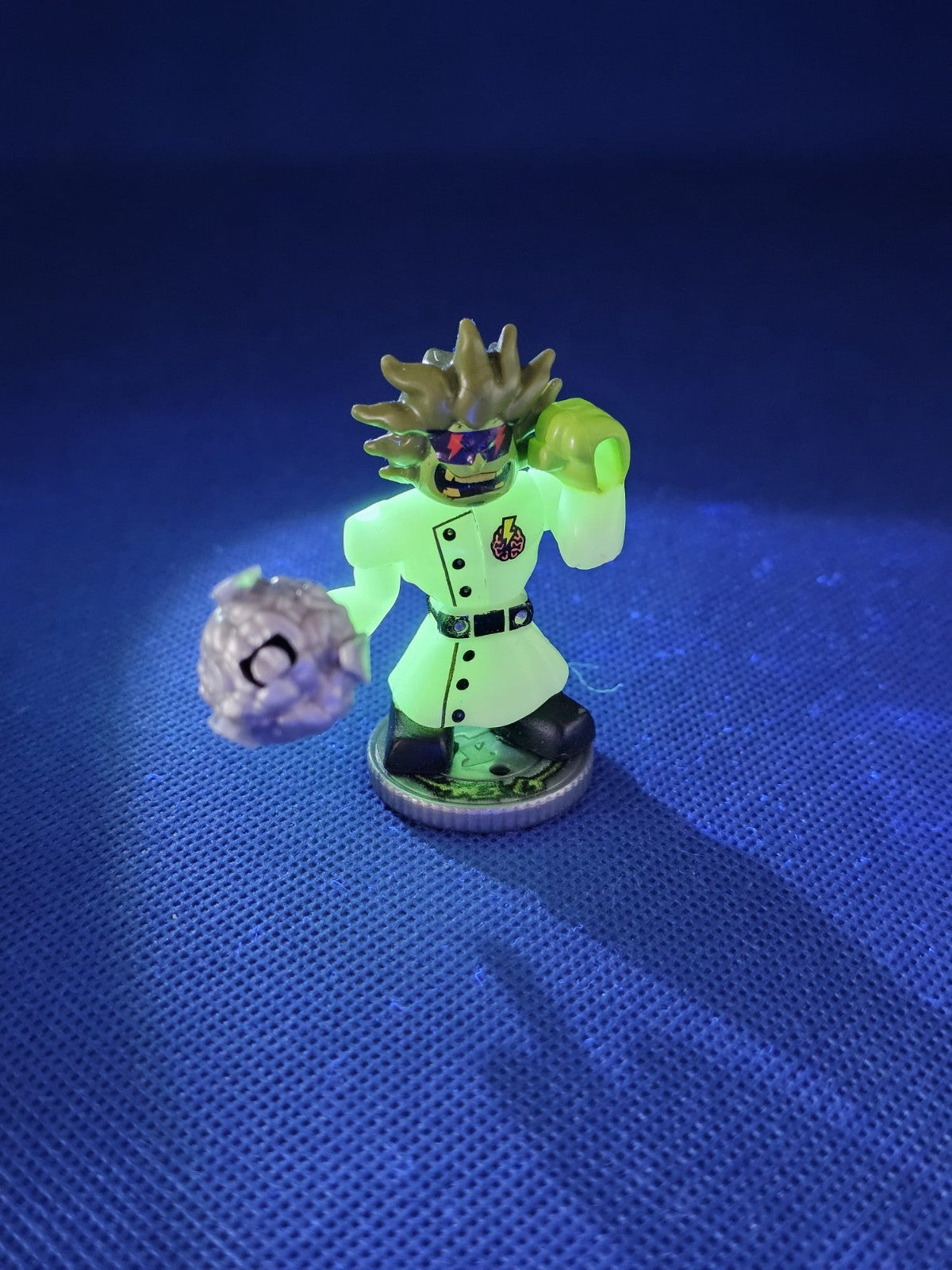 Doc Shock Akedo Série 2 Epic Fluo Glow in the Dark Moose Toys 20211