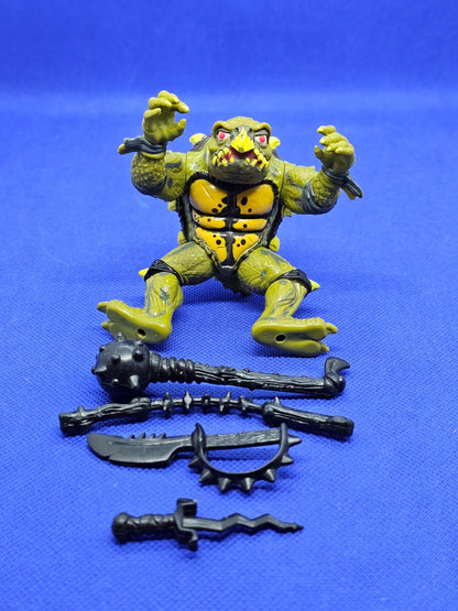 Tokka TMNT The Secret of the Ooze Tortues Ninja Playmates 1991 avec 4 armes4