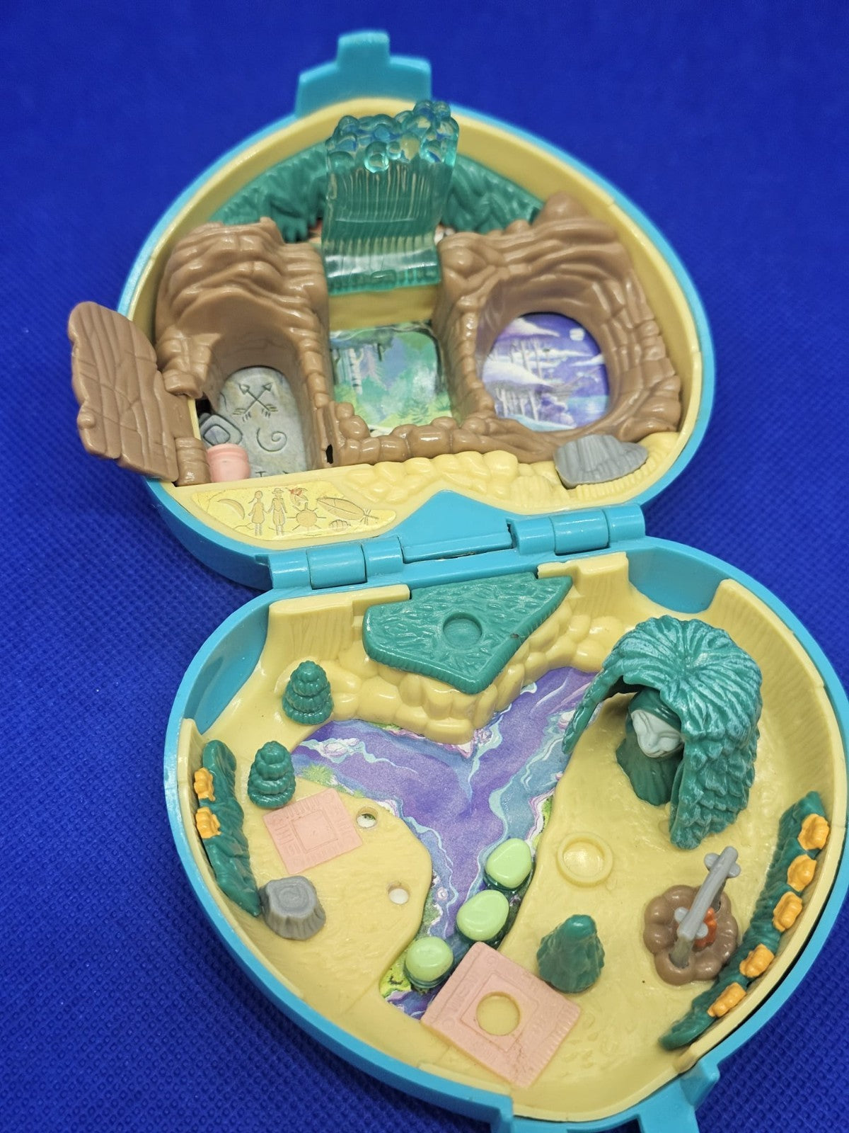 Polly Pocket Pocahontas Disney Bluebird Coffret Coeur 1995 Vintage1