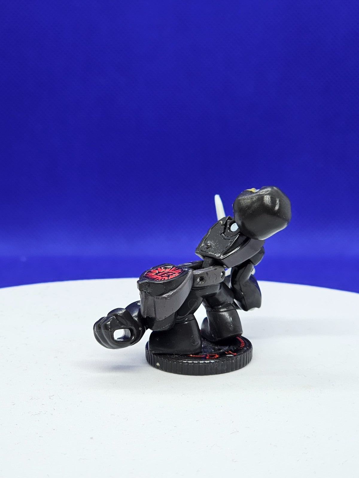 Akedo Night Blade Série 1 – Ultimate Arcade Warriors – Moose Toys 20212