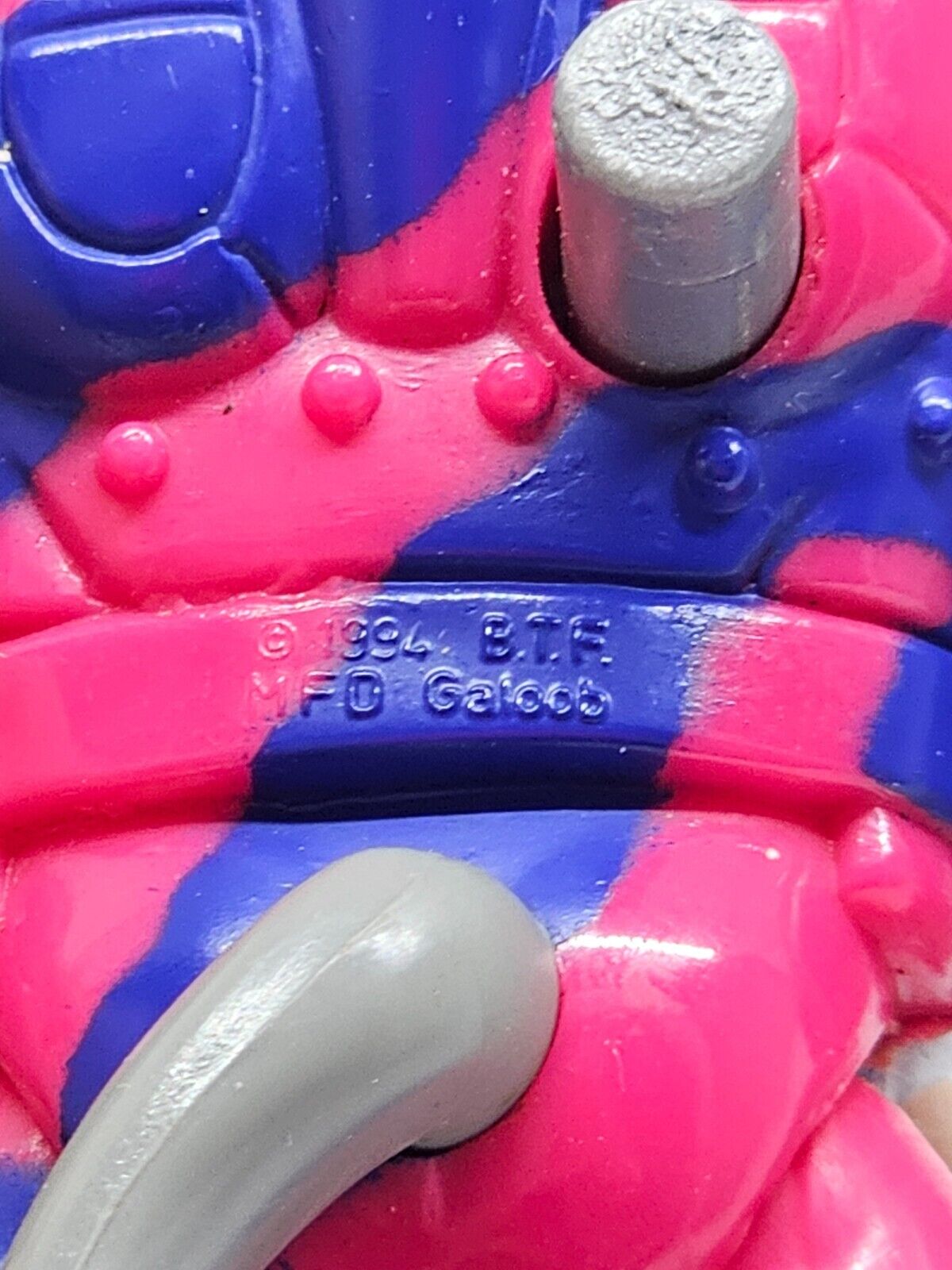 5789943