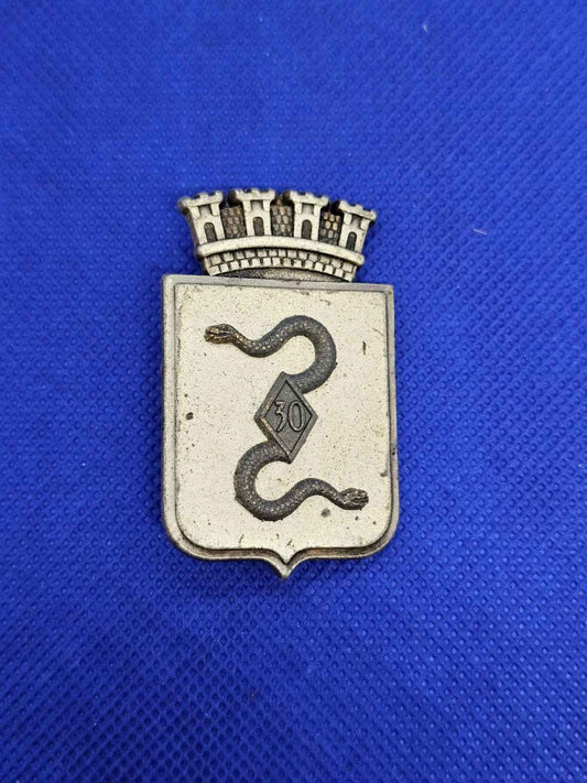 Insigne 30e Groupement de Camp Armée Française Drago Paris G 2704 Militaria