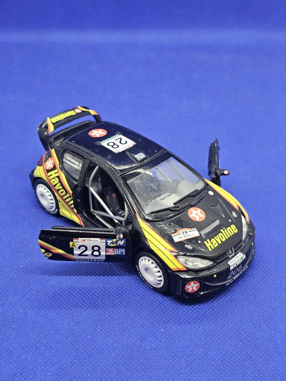 Peugeot 206 WRC Havoline n°28 Rally Portugal 2001 Saico 1322