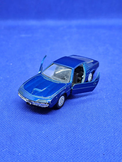 Alfa Romeo Montreal Jet Car de Norev N816 143 1970 Bleu0