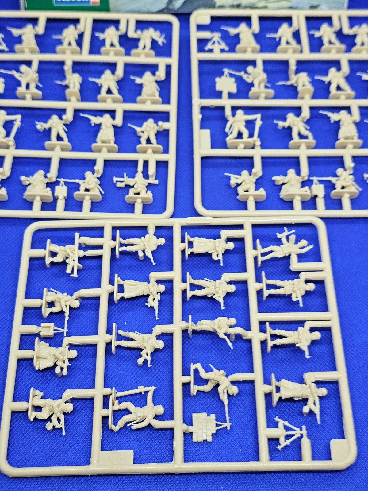 Panzergrenadiere allemands 1944 Revell 02584 WWII 172 2006 #25