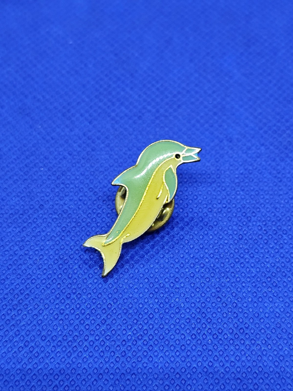 Pin’s Shell Dauphin Publicitaire Vintage Métal Émaillé Collection0
