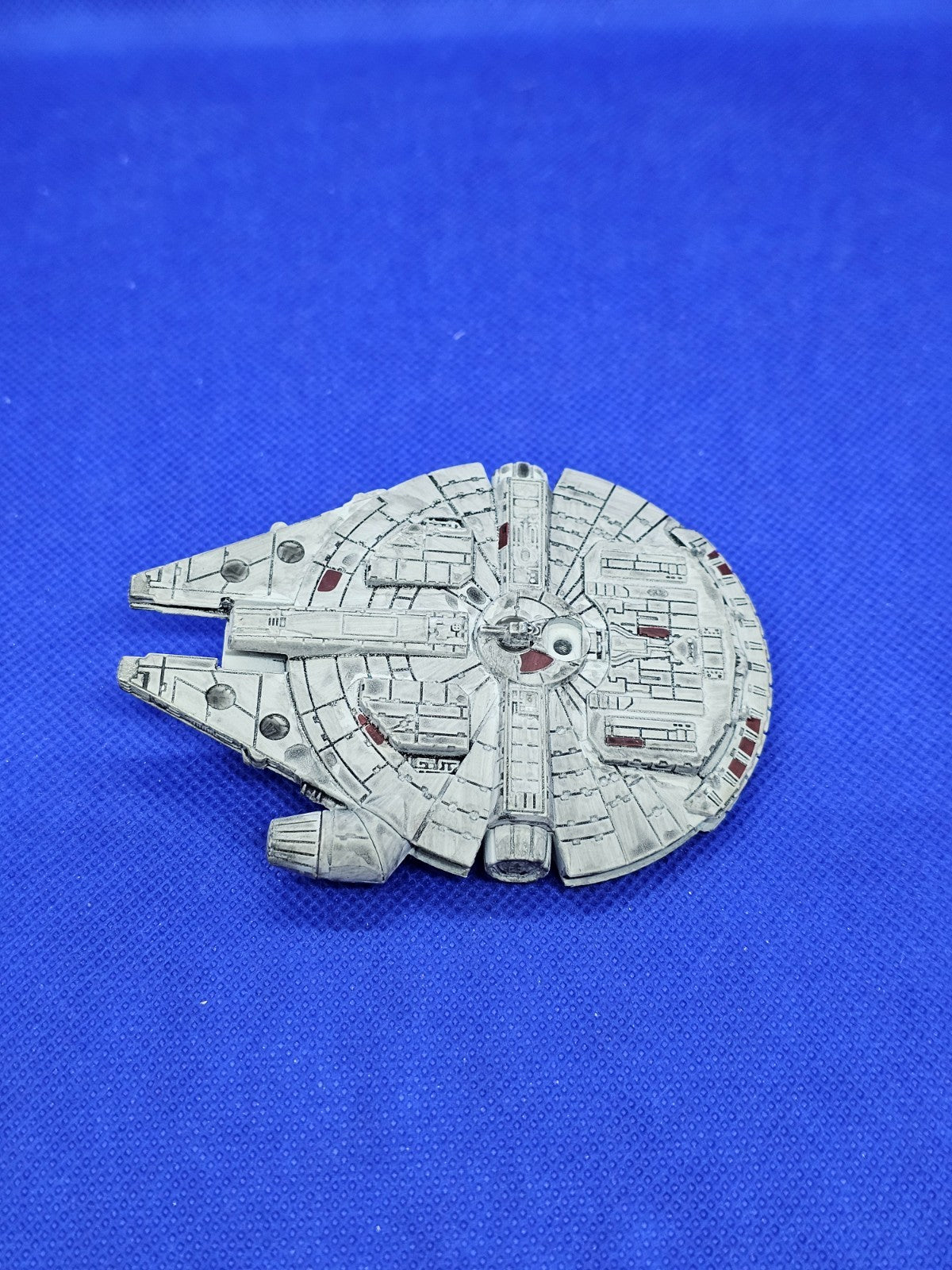 Faucon Millenium Star Wars Vaisseaux Atlas Lucasfilm Miniature Métal 9 cm2
