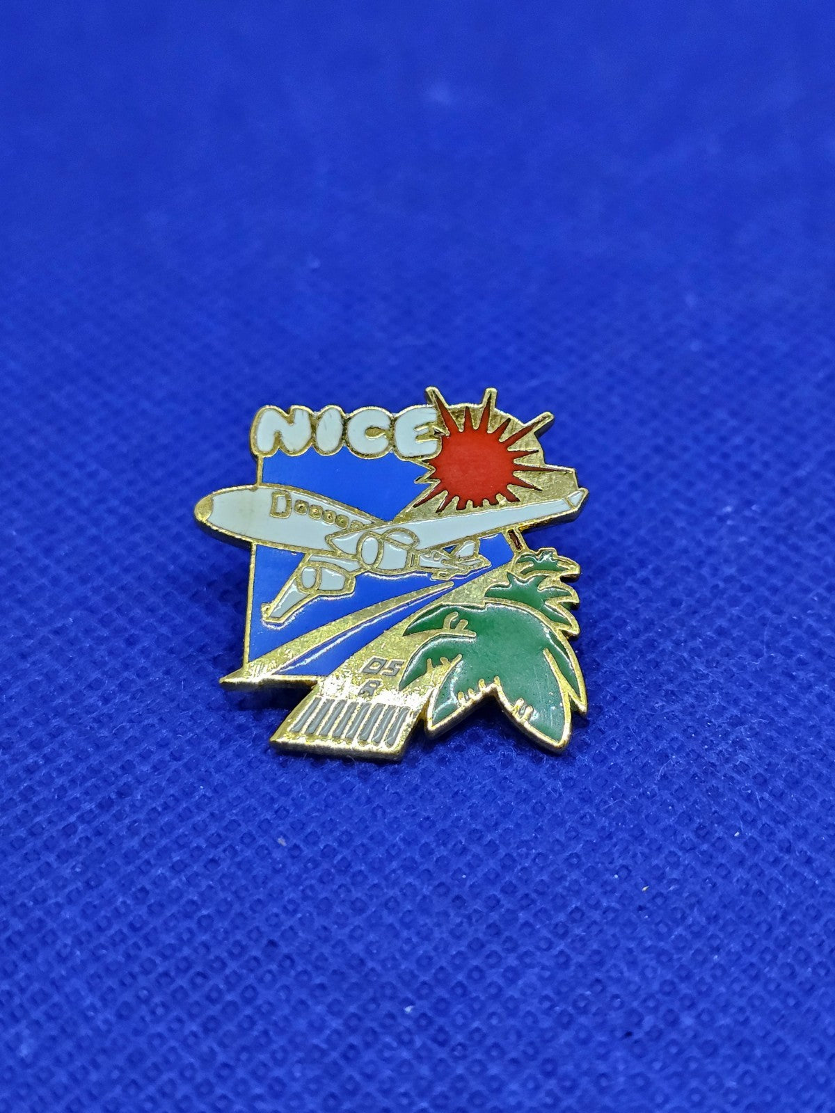 Pins Nice Côte d Azur Avion Aéroport Tourisme Pin's Top Années 19900