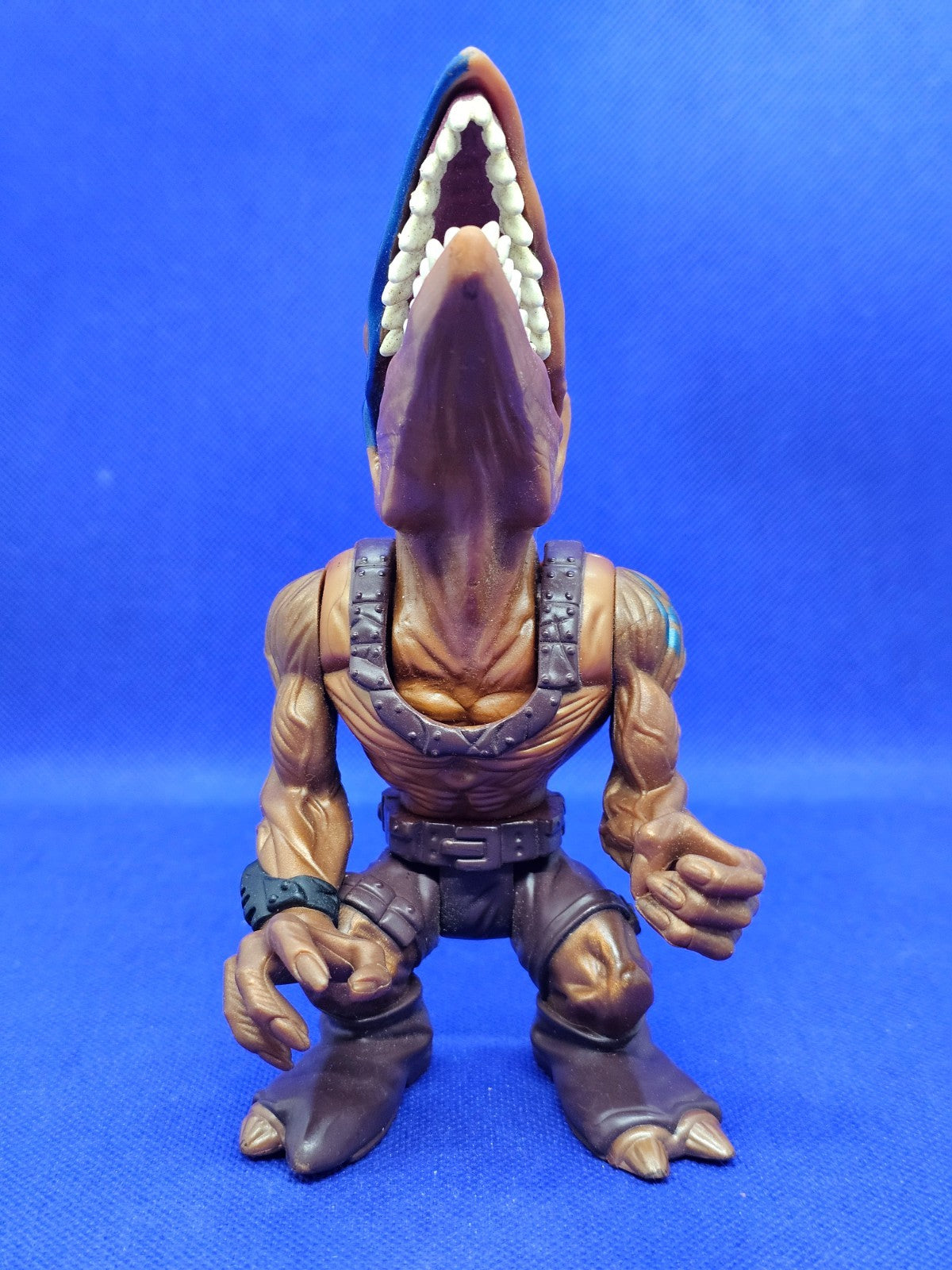 Figurine Street Sharks Bullzeye War paint Mattel 1996 Vintage 14 cm3