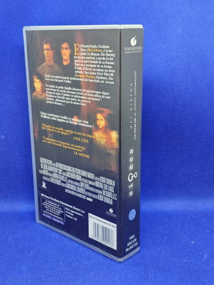 VHS Signs Signes Film M Night Shyamalan Touchstone 2002 Cassette Vidéo1