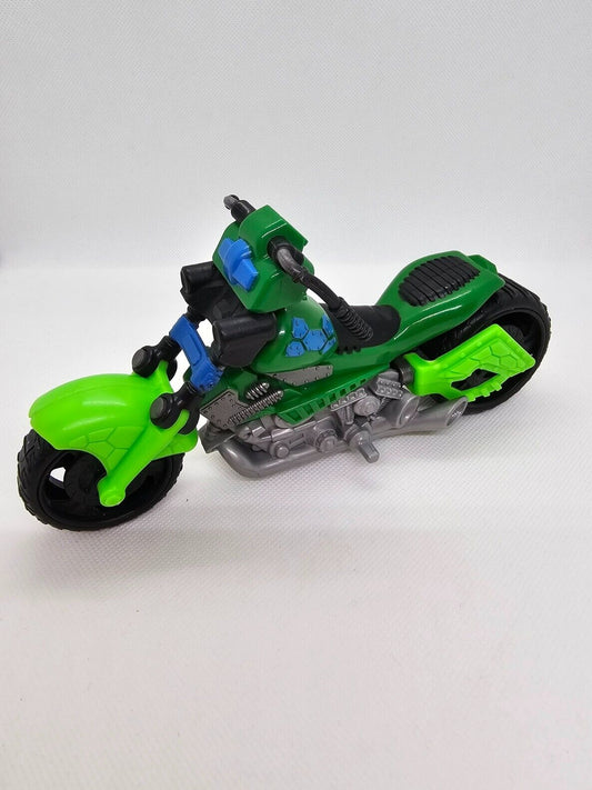 5561748