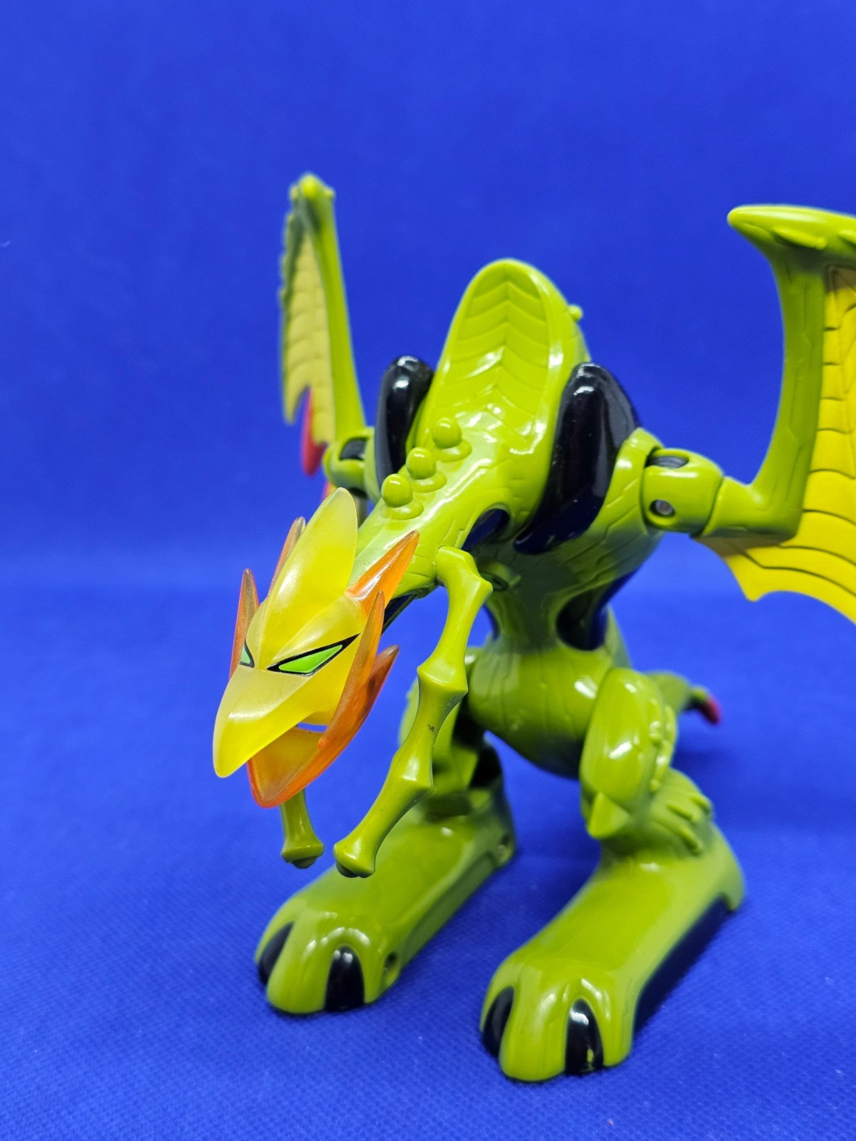 Figurine Alien Creatures Swampfire Dragon Ben 104