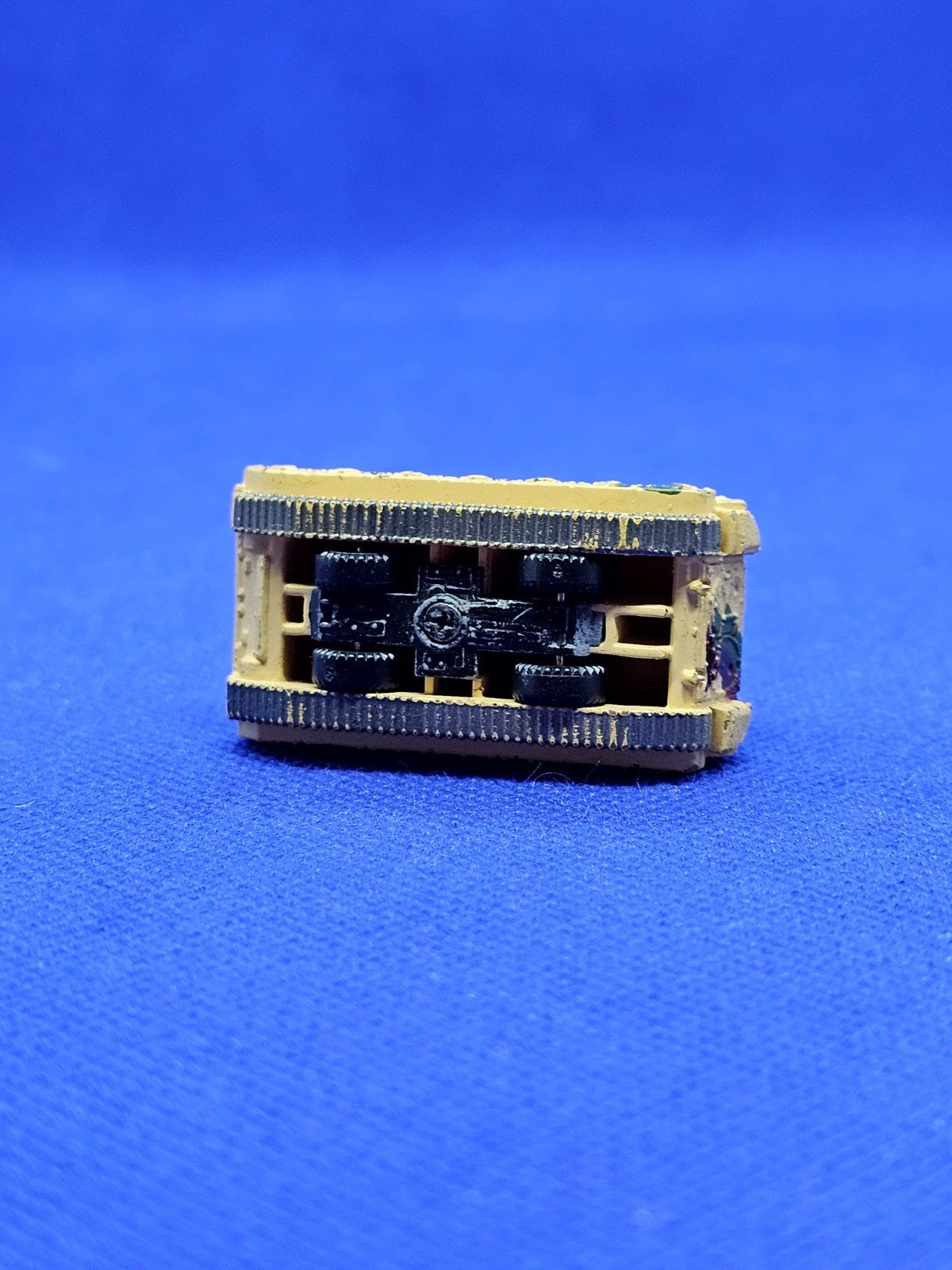 M2A2 Bradley Micro Machines Military Galoob Camouflage Désert Vintage2
