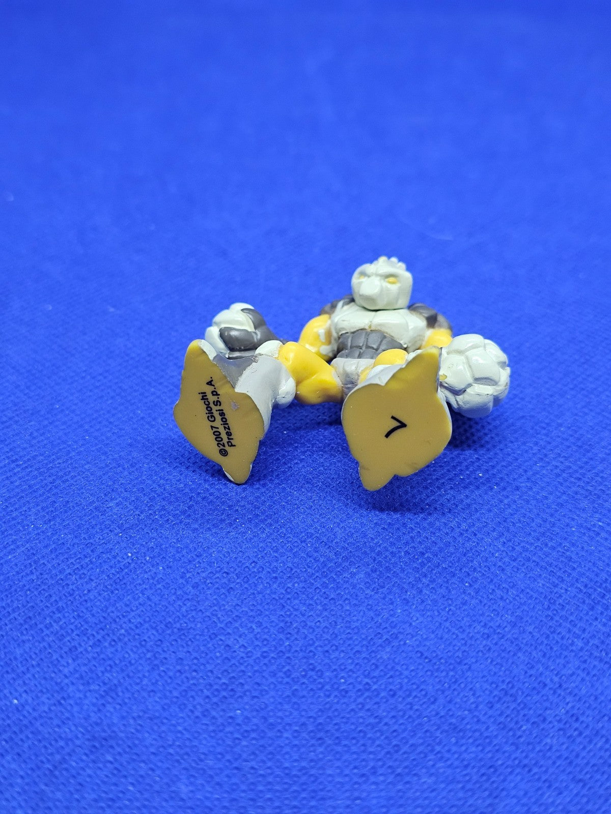 Lanciamassi Gormiti Peuple de la Terre Giochi Preziosi 2007 Figurine 5 cm2