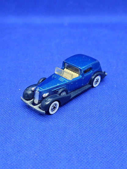 35 Classic Caddy Hot Wheels Cadillac 1981 Malaysia Bleu Métallisé 7 cm0