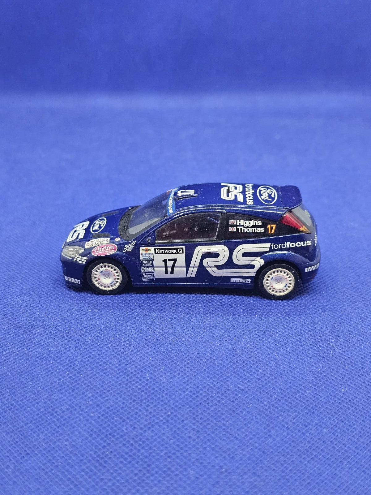 Ford Focus RS WRC 17 Higgins Thomas RAC Rally 2001 143 Miniature Rallye1