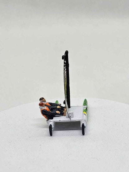 Micro Machines Catamaran avec voile et personnages, Watercraft, Galoob, 1991