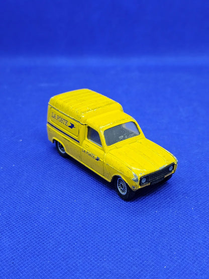 Renault 4 F4 La Poste Solido 143 Made in Portugal Jaune1