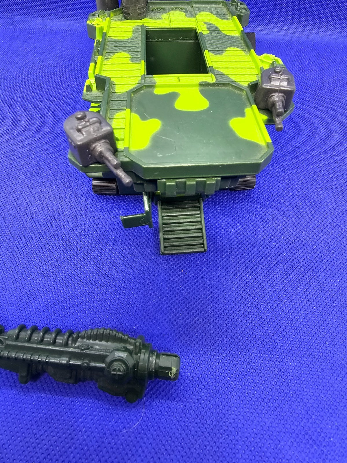 Vintage Kenner Mega Force – Triax (Ram Fist) Action Figure, Fonctionnel, Sans St4