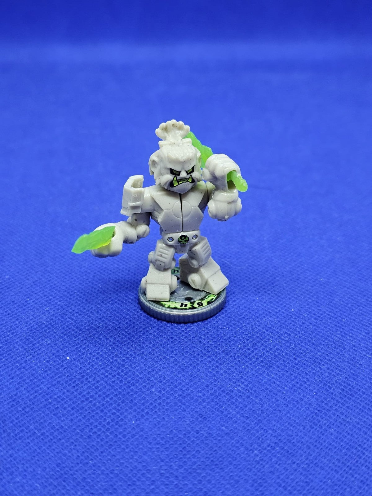 Head Stone Akedo PowerStorm Série 4 Epic Moose Toys figurine0