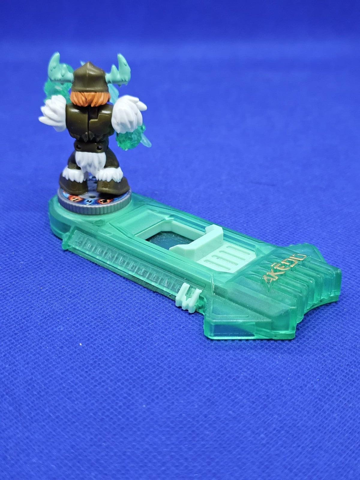 Ice Storm Axel Akedo Powerstorm Série 3 Epic Moose Toys 2022 avec manette2