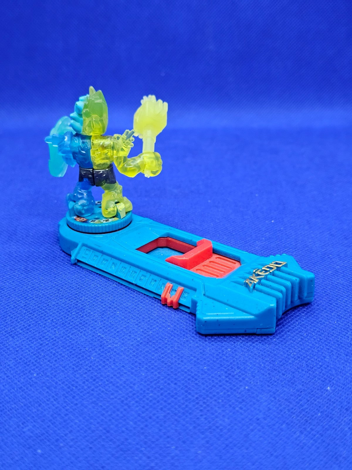 Shortout Super Splitter Legends of Akedo Powerstorm Series 4 Figurine1