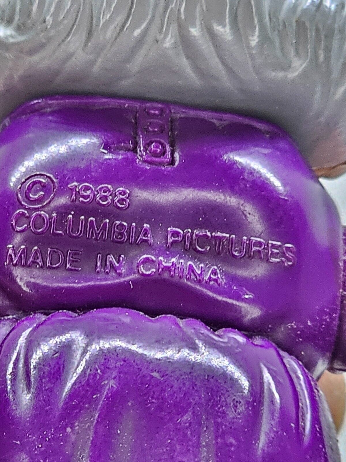 5561844
