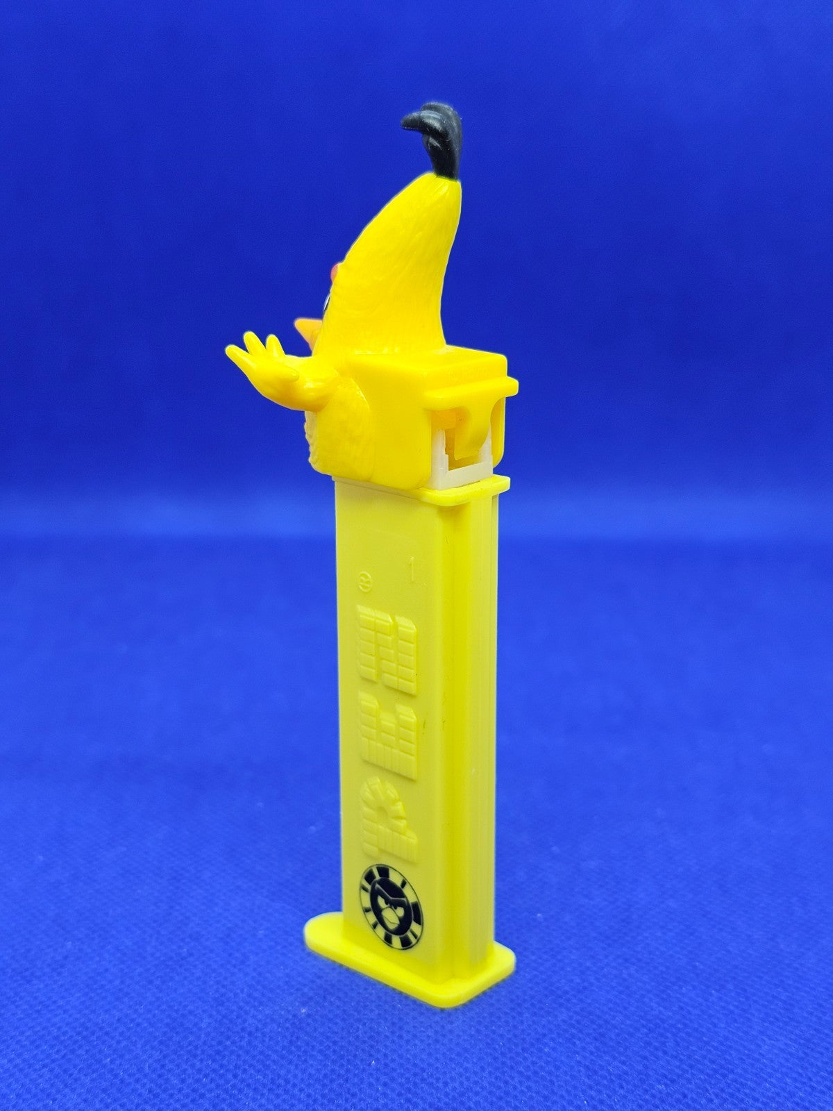 Distributeur PEZ Chuck Angry Birds Rovio 2012 Figurine Bonbons 11 cm1