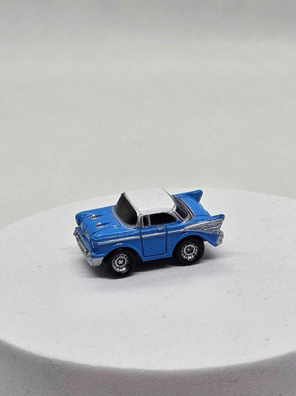 Micro Machines Chevrolet Bel Air 1957 Hardtop Bleue, Galoob, 1986, 4 cm
