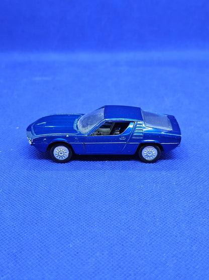 Alfa Romeo Montreal Jet Car de Norev N816 143 1970 Bleu3